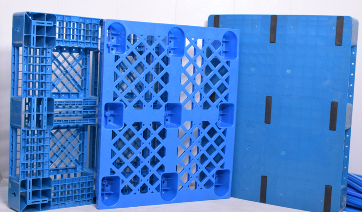 塑料托盤多少錢？怎么挑選“經(jīng)濟(jì)適用型”托盤？